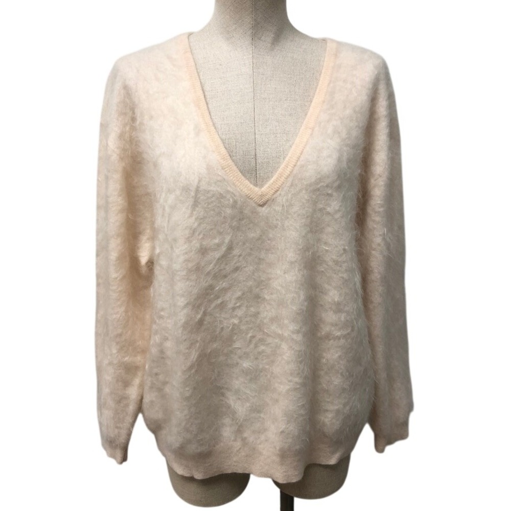 J.Crew Sweater Womens Medium Peach Fuzzy 100% Cashmere V-Neck Long Sleeve